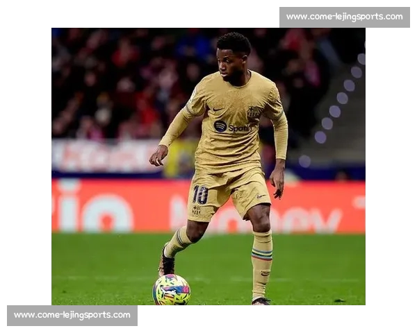 巴萨 6400 万敲定尼科!清洗 7 人名单曝光:法蒂租借 + 特狮留队悬念 巴萨 6400 万敲定尼科!清洗 7 人名单曝光:法蒂租借 + 特狮留队悬念