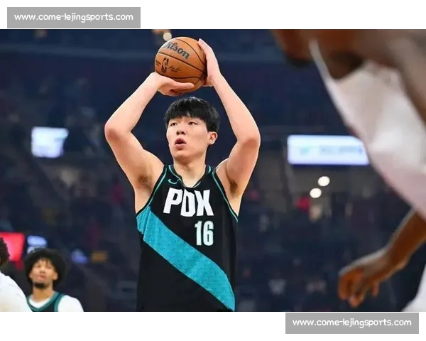 杨瀚森试训征服开拓者 主帅盛赞全场最佳 扣篮王之子无奈称难以招架